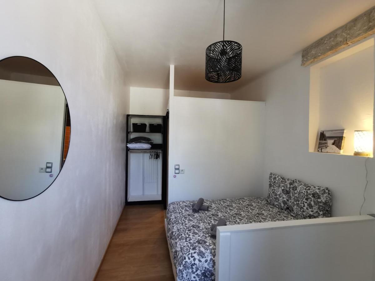 Charmant Appartement Dans Centre Meschers/Gironde Kültér fotó
